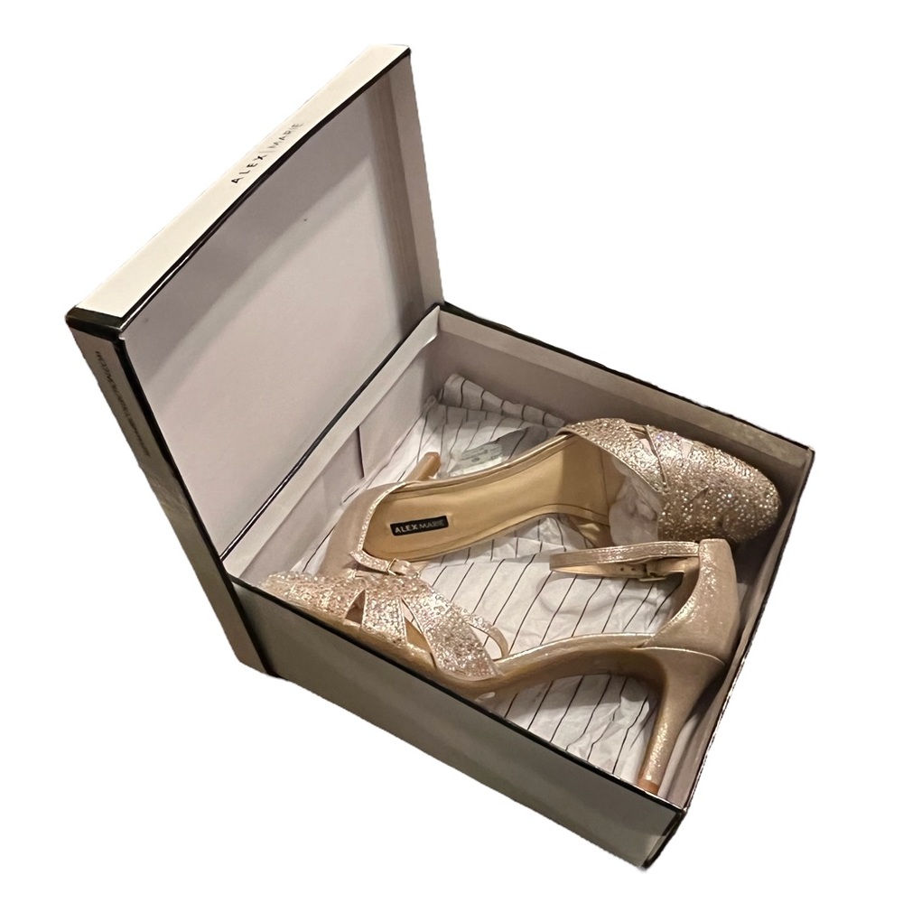 Alex Marie Delina Totes Gold Bling Heel